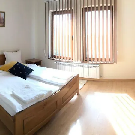Pensiune Къща За Гости Жътвари Dropla (Dobrich)