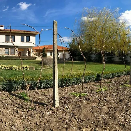 Къща За Гости Жътвари Dropla (Dobrich)